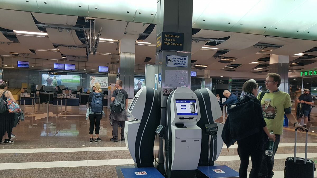 zadar airport check in